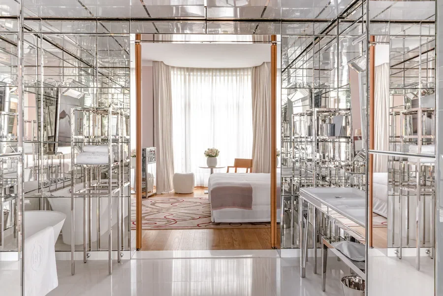 Luxury Getaways - Raffles Paris