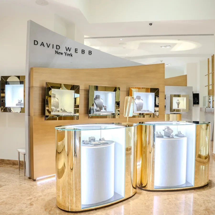 Luxury Beyond BORDERS