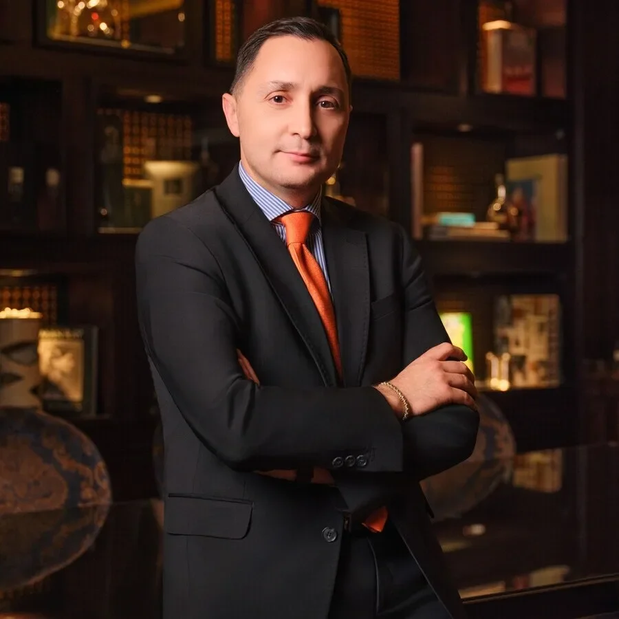 VISIONARY Leadership