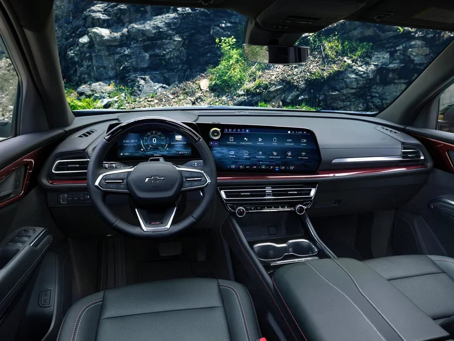 2024-chevrolet-traverse-z71-019