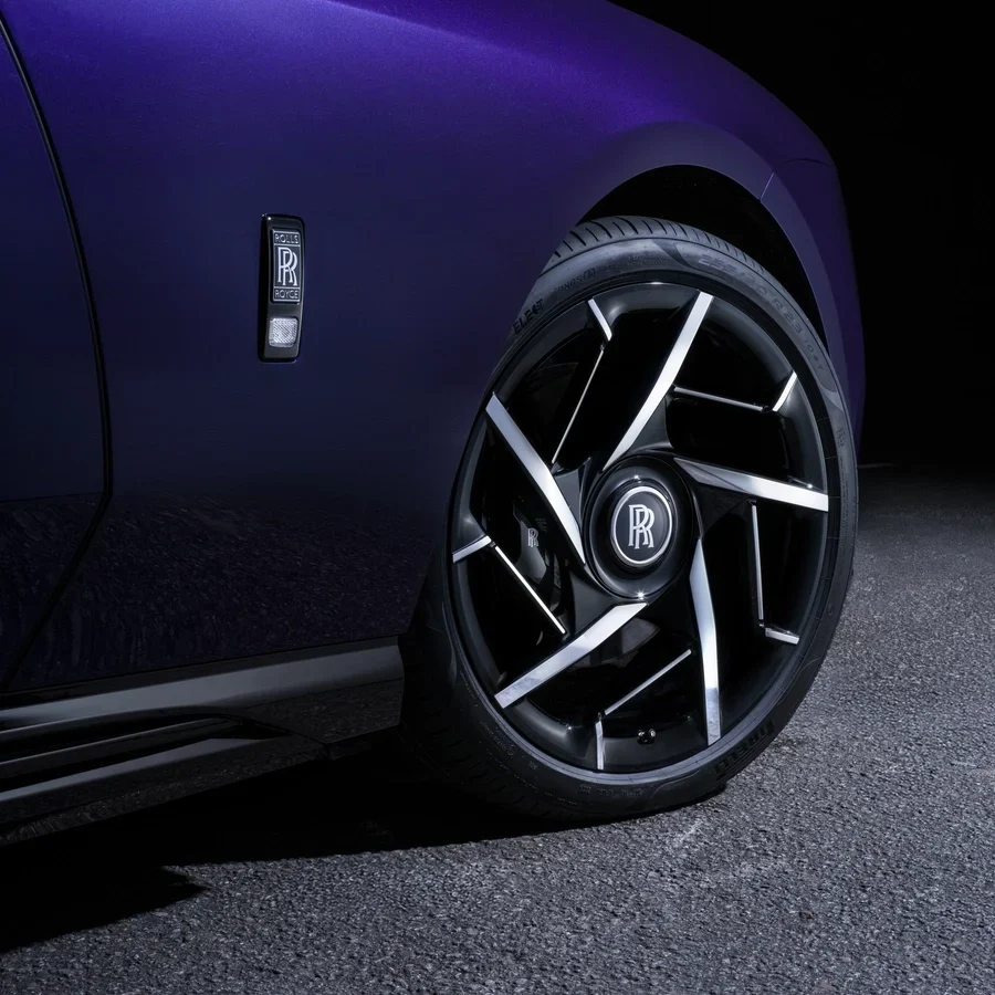 BB-25-DETAIL-WHEEL-R4-1x1-HIRES