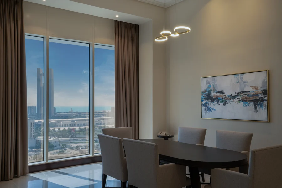 Dining Table in Penthouse