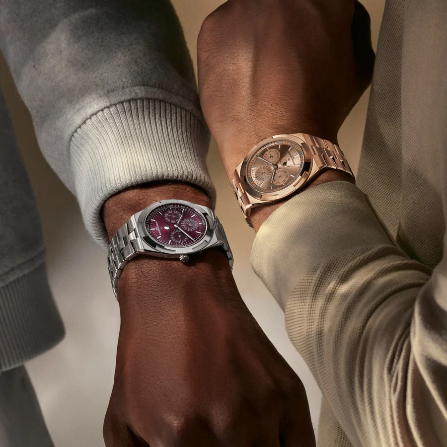 VAC_OVS_QP_DUO_4300V220_Wristshot01_73555144 (1)