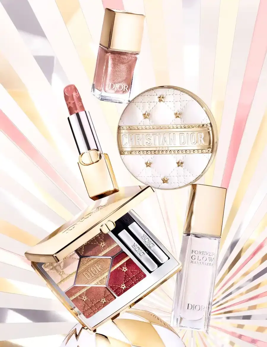 XMAS 25 D22H MAKEUP LOOK GOLD_E_L4_F39