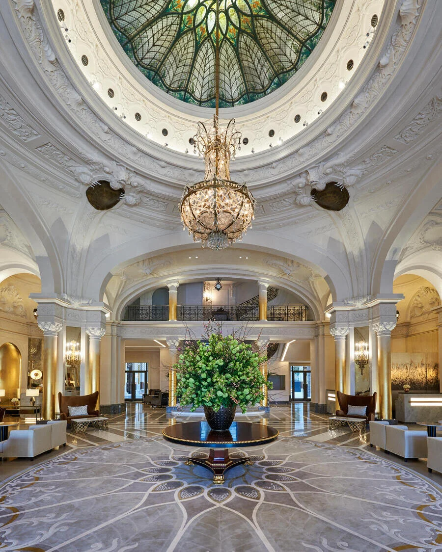 hotel-de-paris-monaco-palace-5-etoiles-lobby