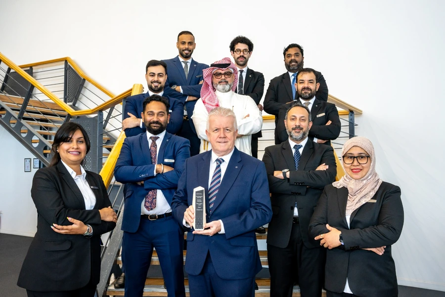 BAHRAIN’S AL HADDAD MOTORS CLAIMS PRESTIGIOUS MERCEDES-BENZ GLOBAL AWARD FOR SALES EXCELLENCE