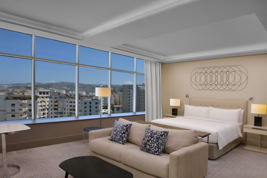 King junior suite