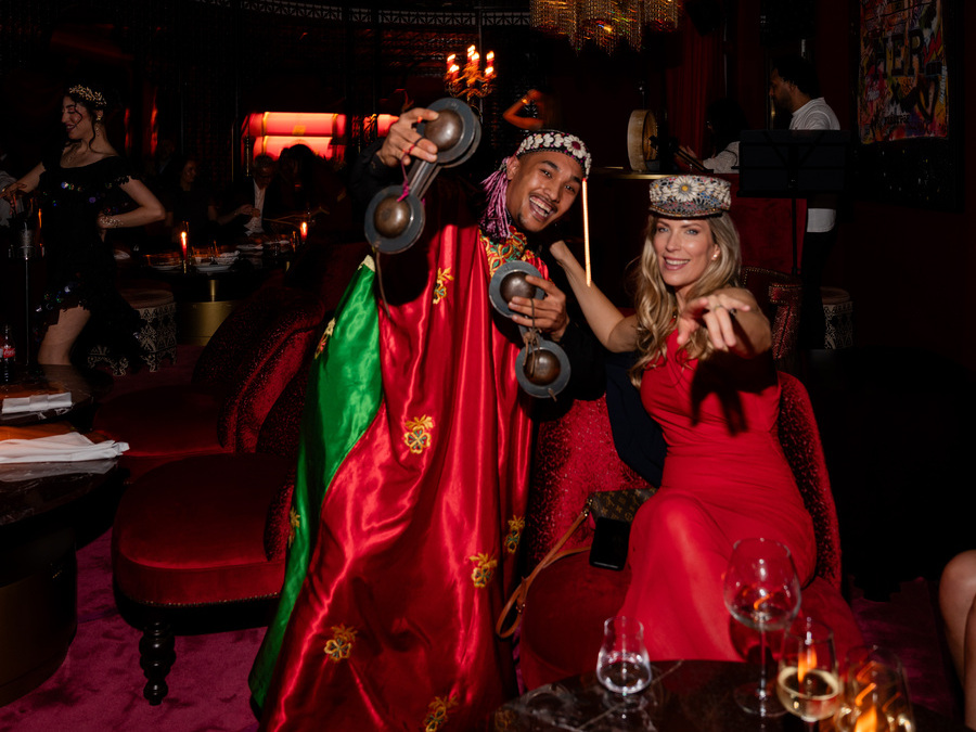 Royal NIGHTS