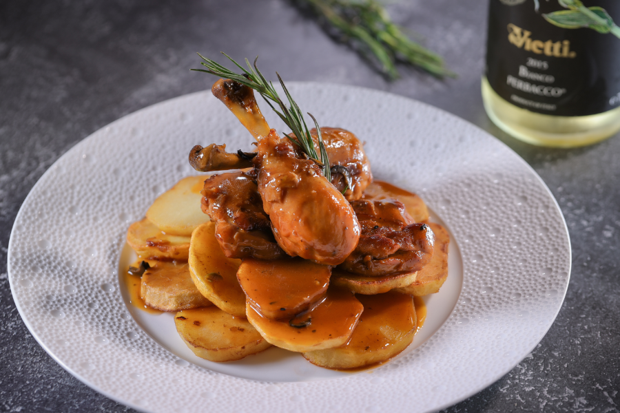Chicken Alla Cacciatora with Olive, Capers, Smoked Rosemary (2)
